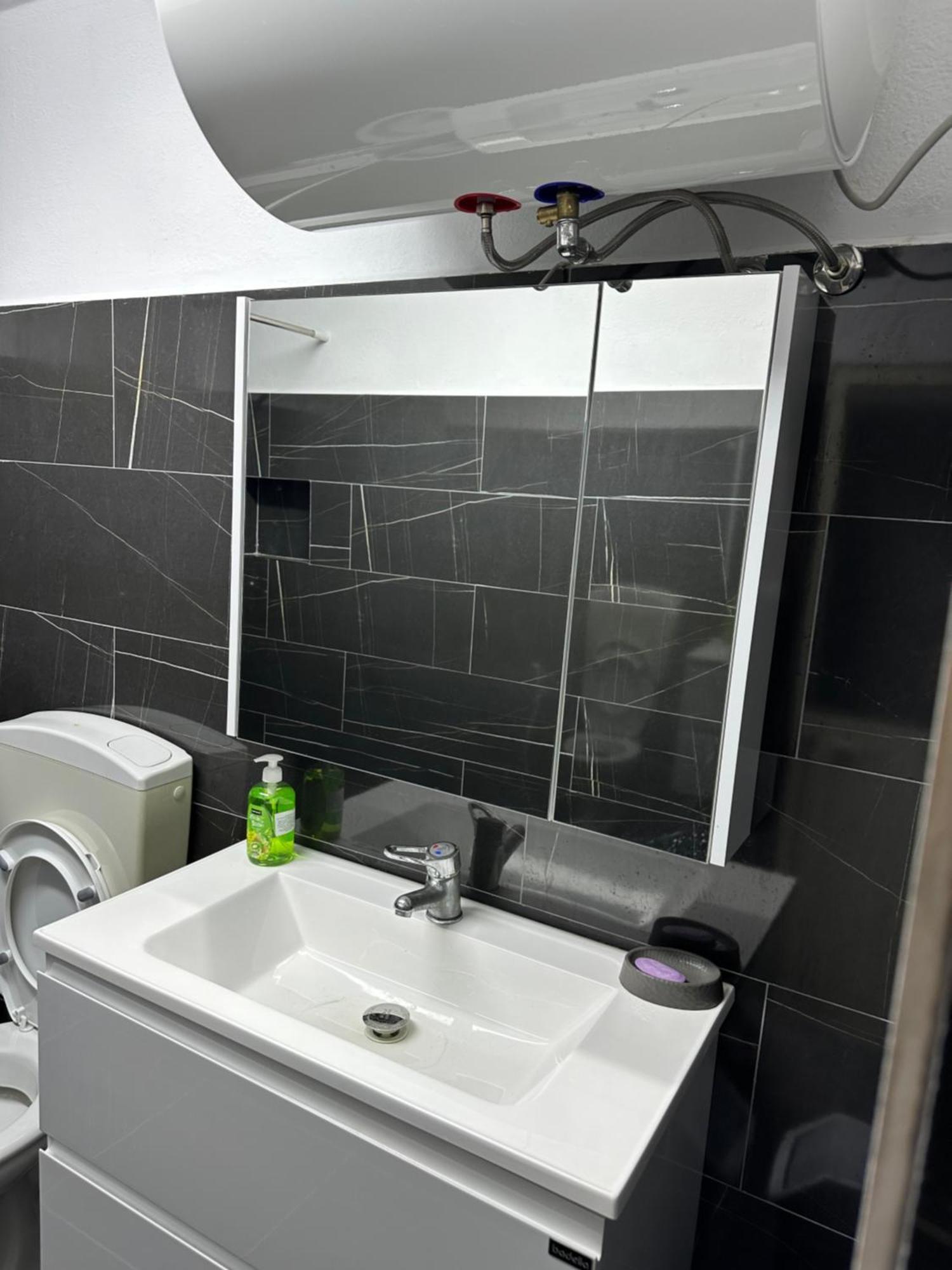 Lemon Breeze Hostel Tirana
