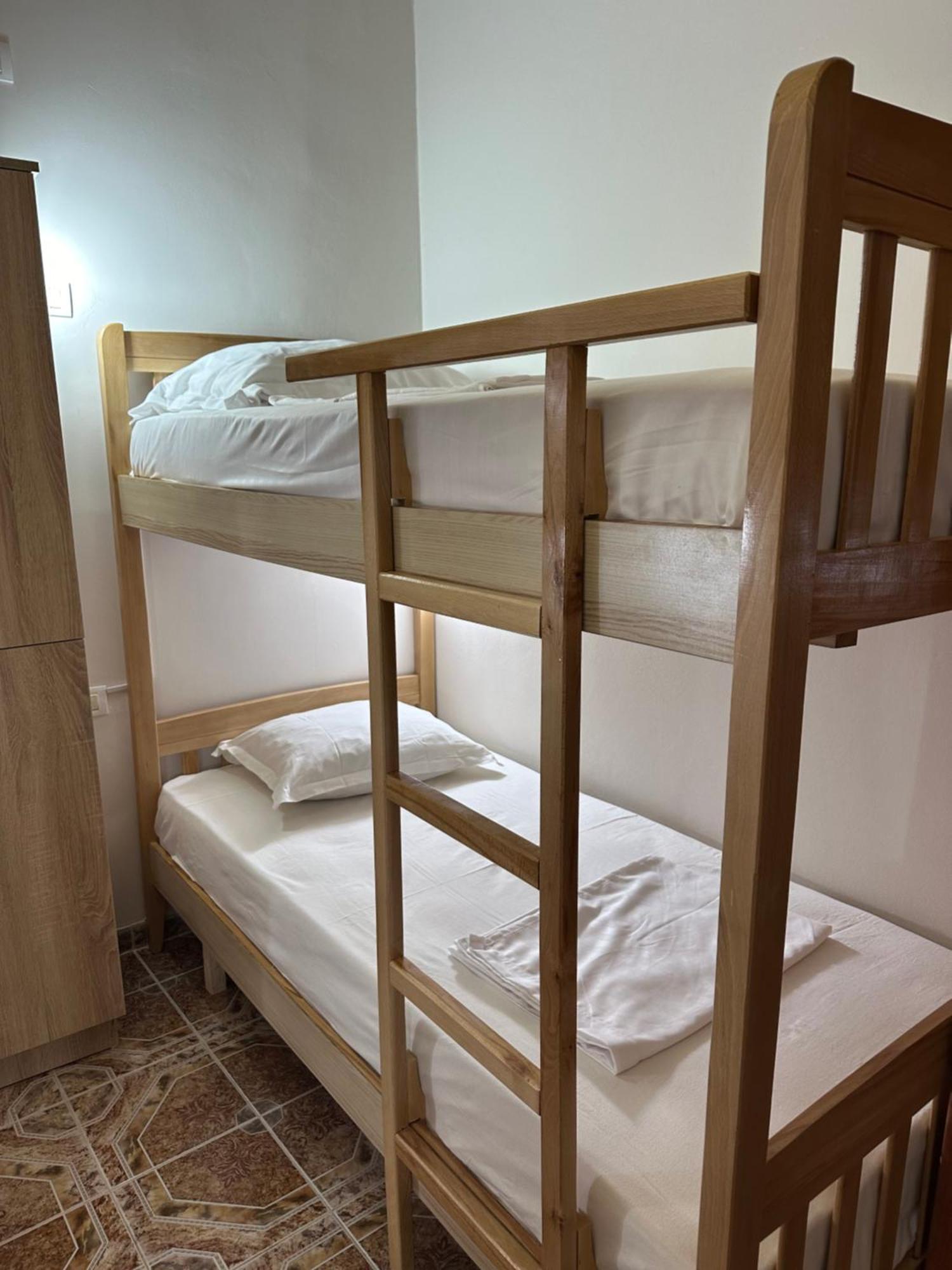 Lemon Breeze Hostel *